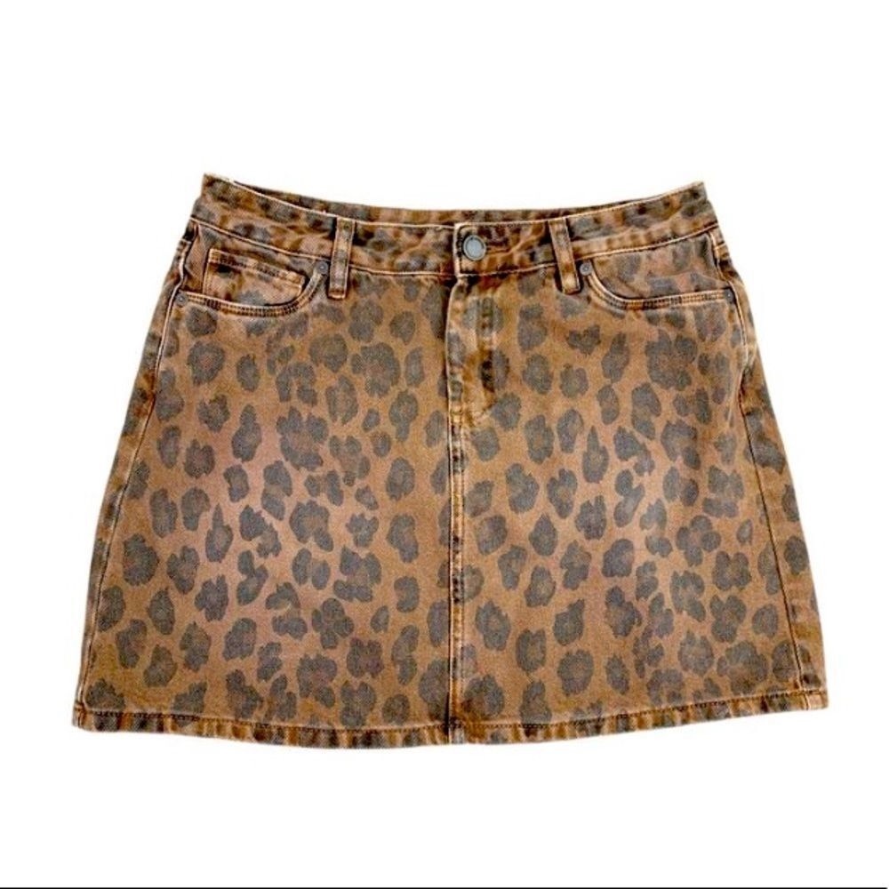 BLANK NYC Denim Skirt Leopard 30 NWT